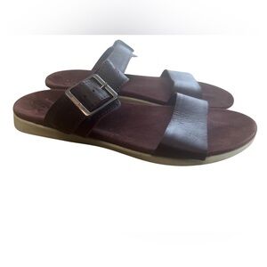 Women's Cara Slide Sandal Burgundy size 8